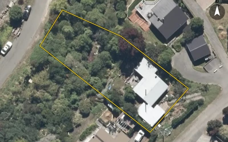 16 Bayview Crescent