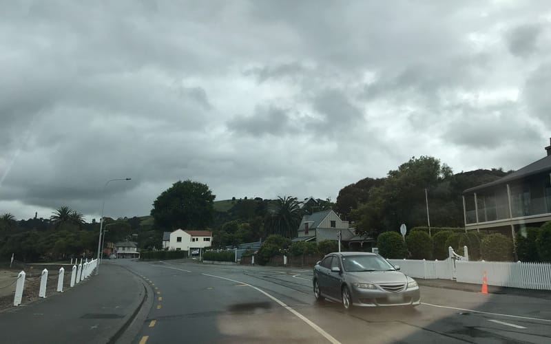 7 Beach Road