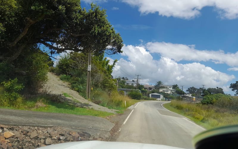 112 Komiti Road