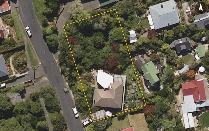 8 De Lacy Street