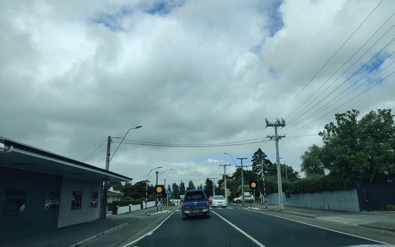 10/15 Opaki Road