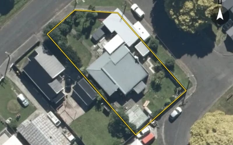 10 Golf Road