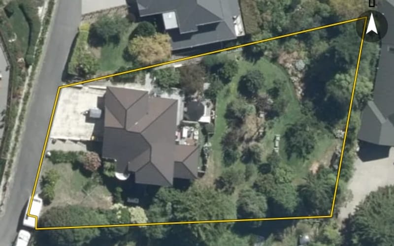 18 Bay Heights