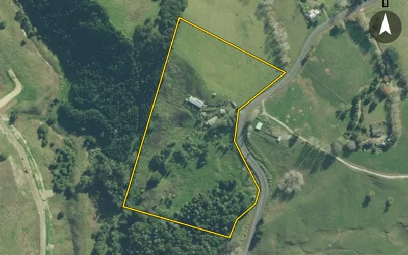 72 Whakapirau Road