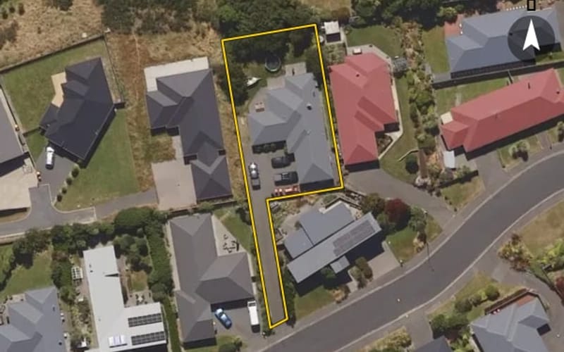 18 St Clair Close