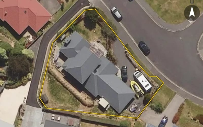 11 Sretlaw Place