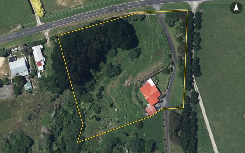805A Rapanui Road
