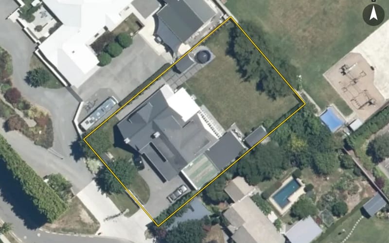 573 Lyndhurst Road