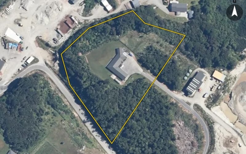 15 Adair Road