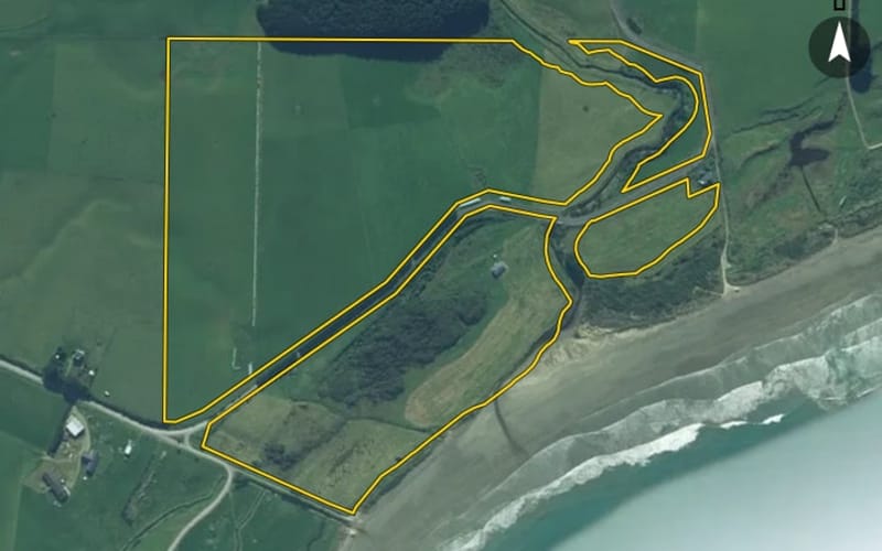 25 Wakapatu Beach Road