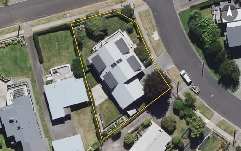 77 Rainbow Drive