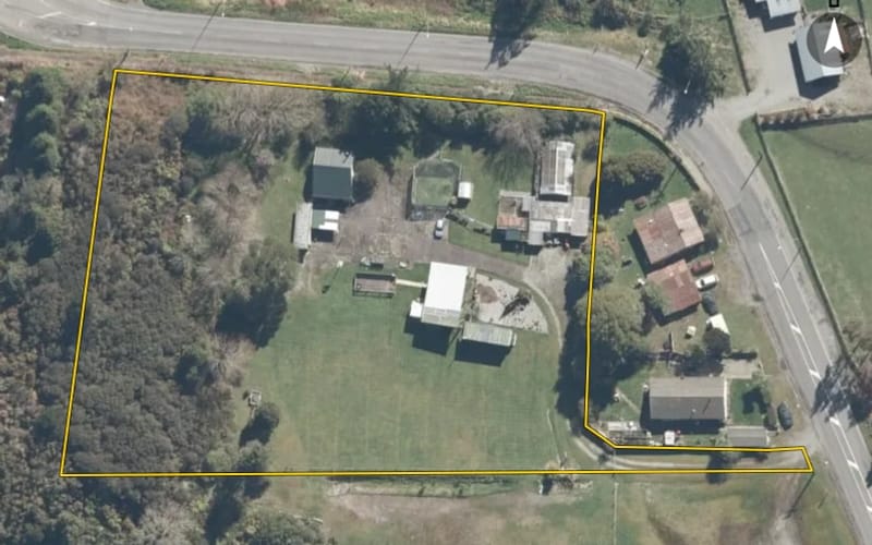 24 Arnold Valley Road