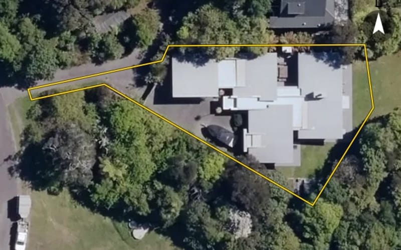 70 Kaiuru Avenue