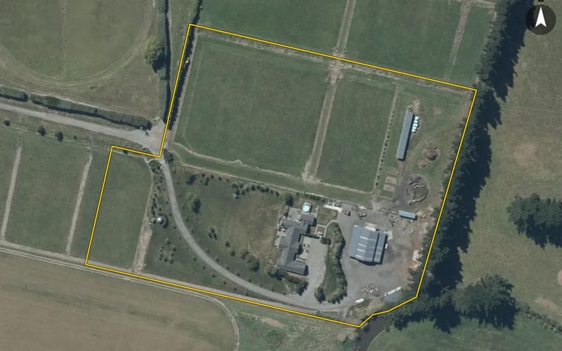 2 Hamptons Road