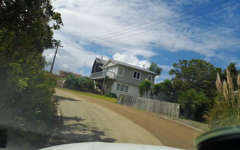 144 Komiti Road