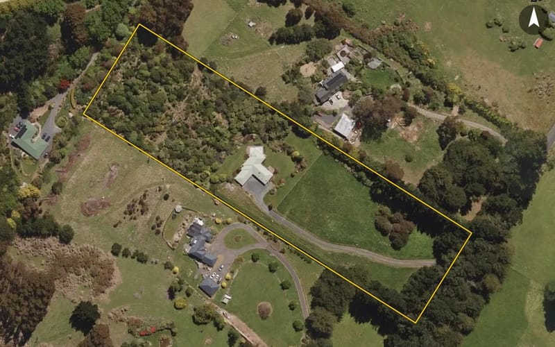 374 Dalziel Road