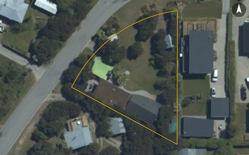 8 Flora Dora Parade