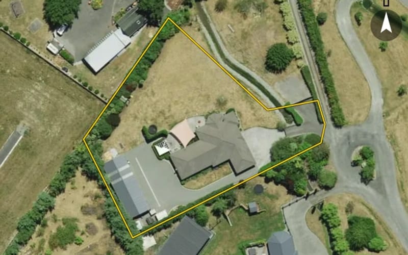 31 Waterbridge Way