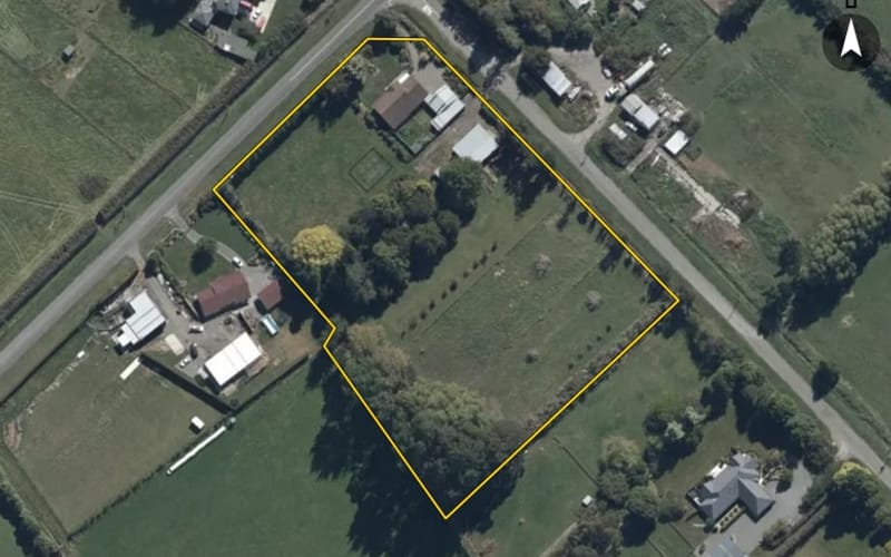 105 Heywards Road
