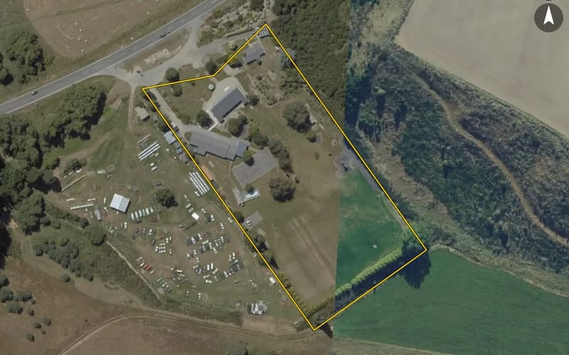 1705 Kingston Garston Highway