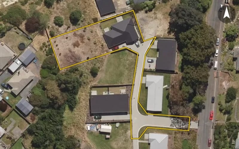 11 Rose Drive