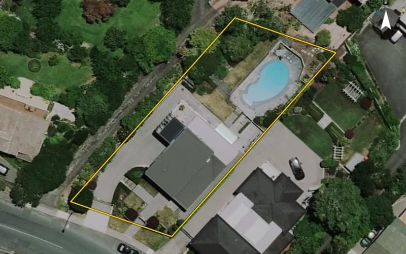 142 Lake Crescent