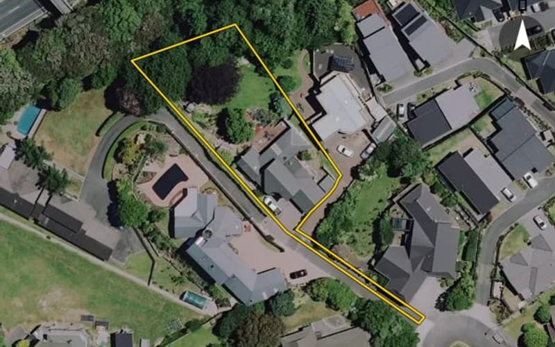 10 Landell Place