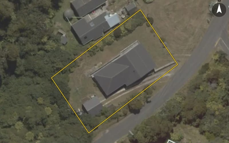 2 Golden Bay Road