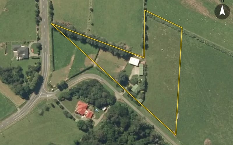 15 Tangahoe Valley Road