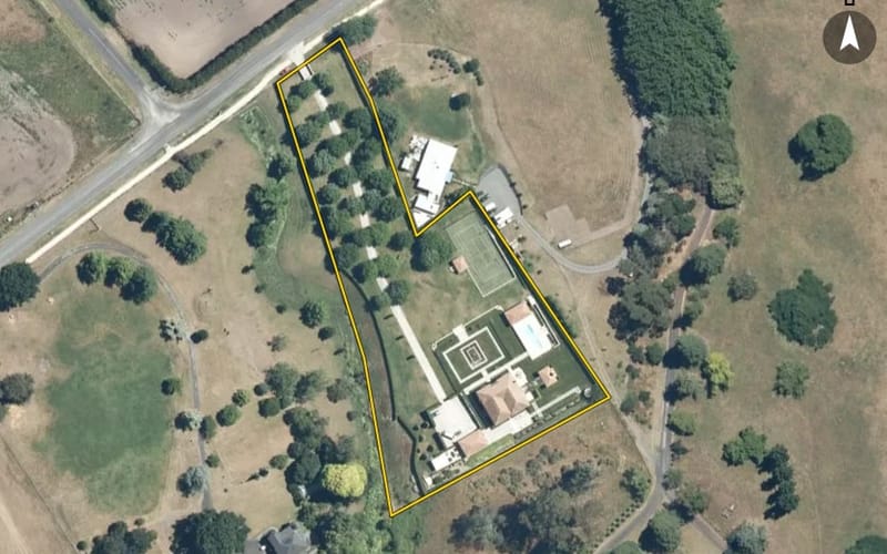 325 Middle Road