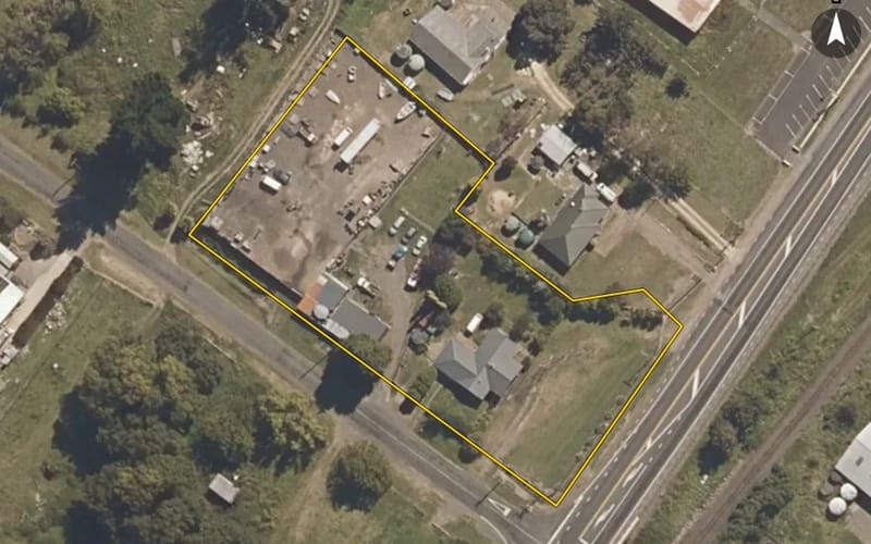4 Colin White Road