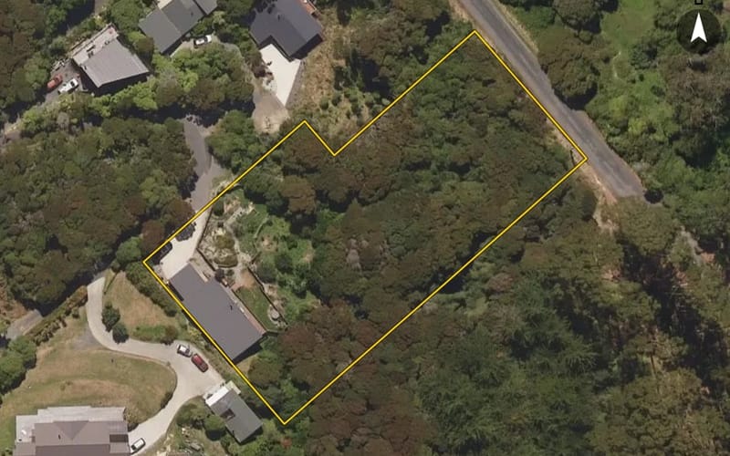22 Treetop Drive