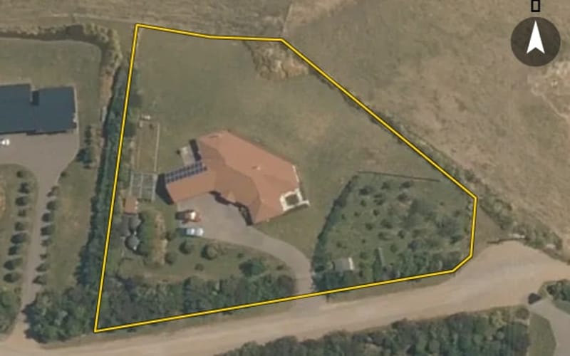 71 Paritu Road