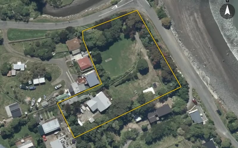 604 Little Akaloa Road
