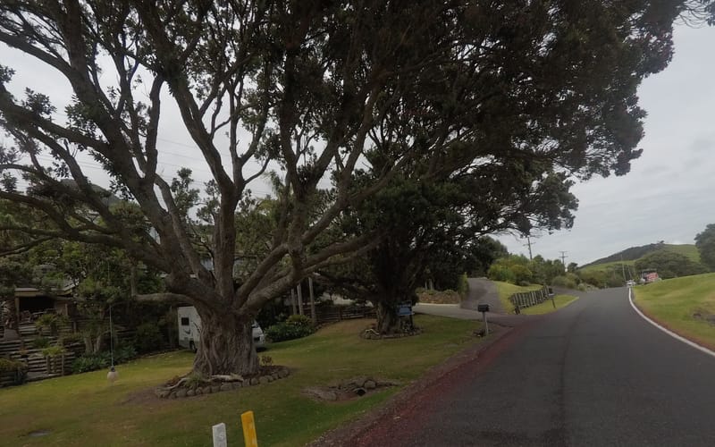 47 Urquharts Bay Road