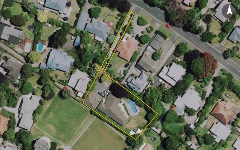 6 Mansel Avenue
