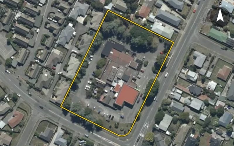 6 Inwoods Road