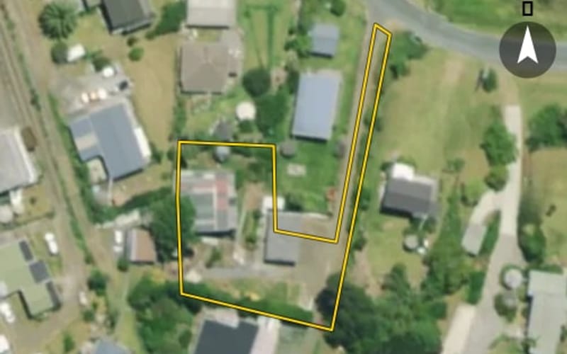 104 Komiti Road