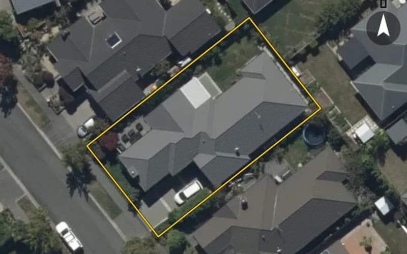7 John Campbell Crescent