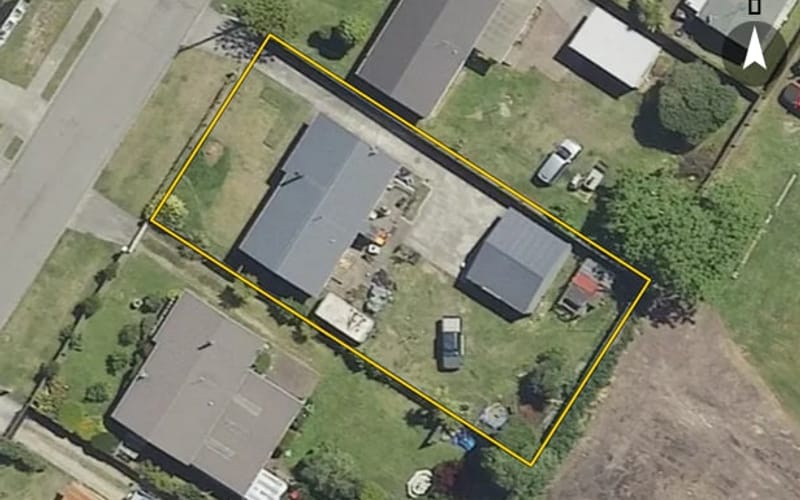 6 Moses Road