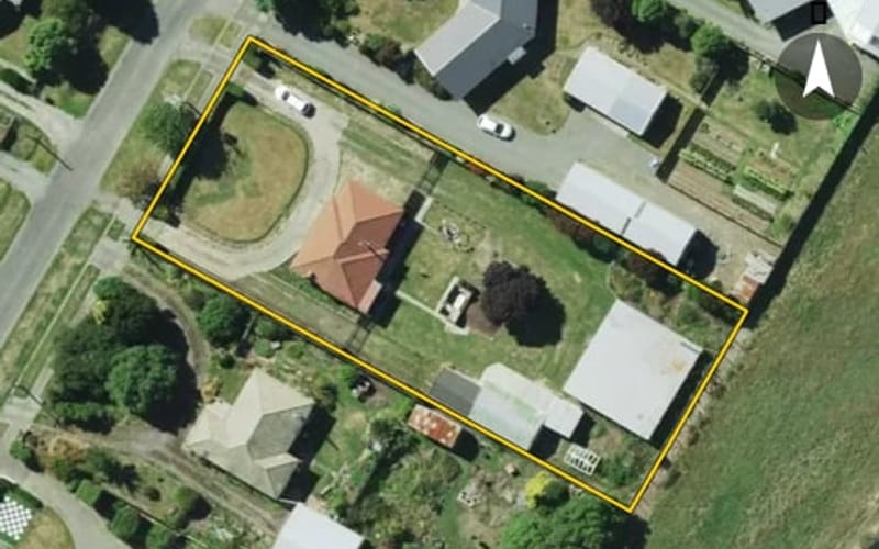 12 Highfield Avenue