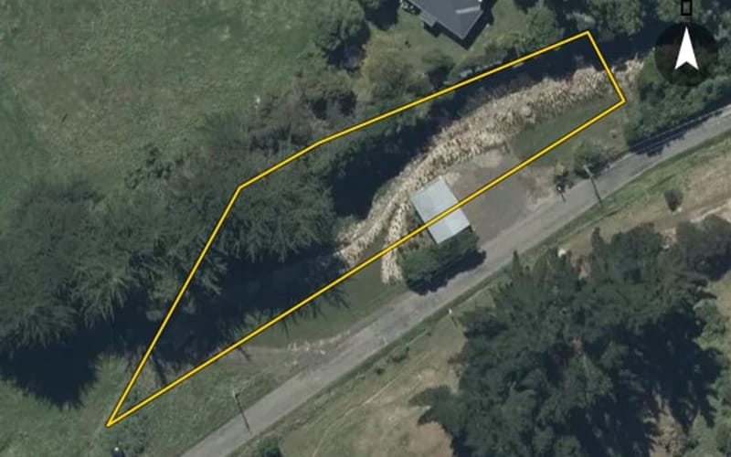 525 Little Akaloa Road