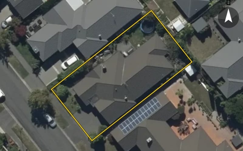 9 John Campbell Crescent