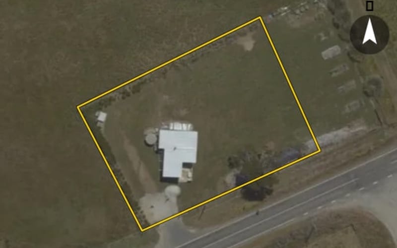 18 Waikawa Curio Bay Road