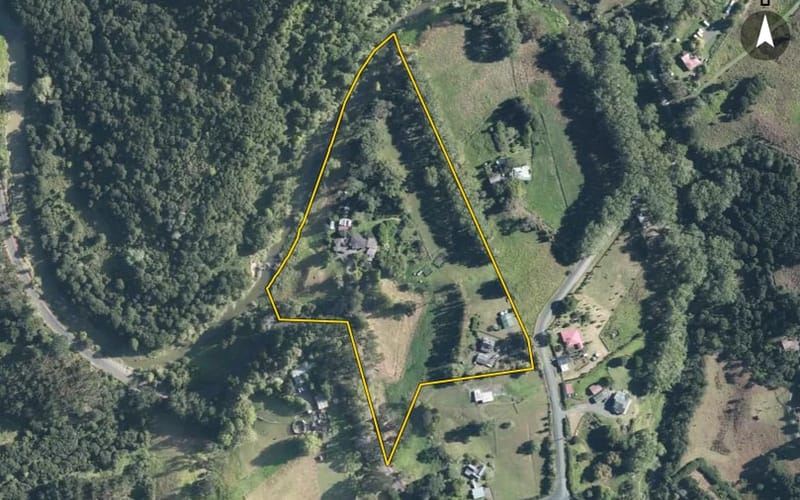 15 Burnside Road