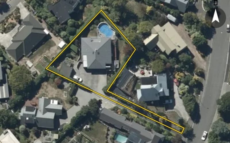47 Woodside Common