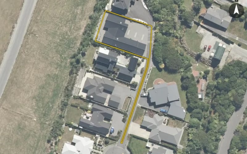 8 Karoro Place
