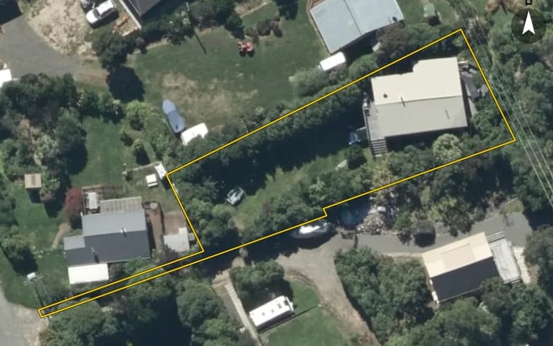 52 Lukes Road
