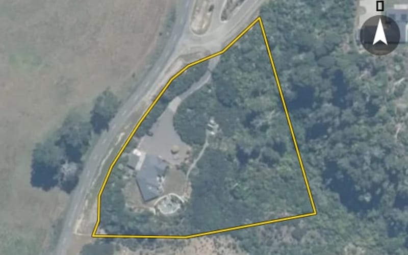 319 Bronte Road West
