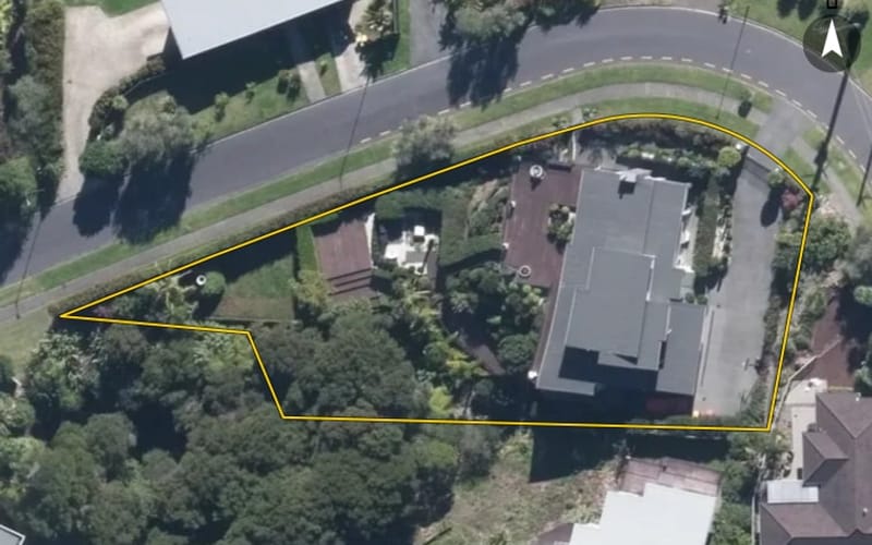 6 Schopolo Place